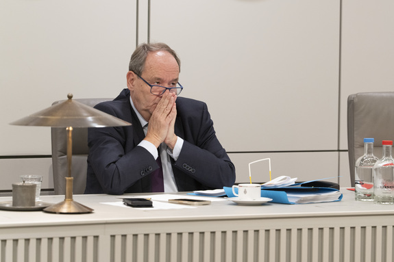 Minister Vijlbrief van Sociale Zaken en Werkgelegenheid tijdens het debat op 8 september 2026