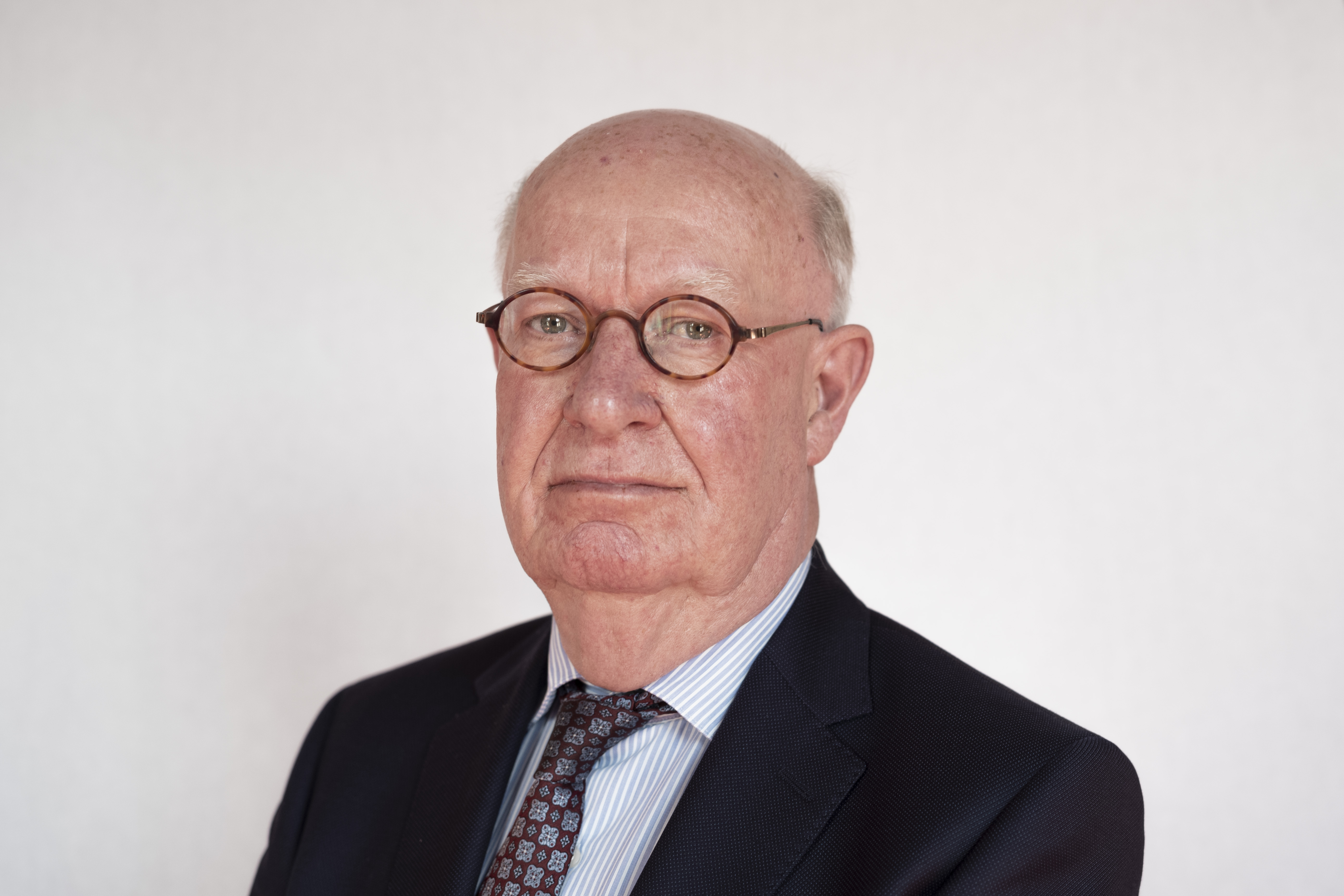 mr. N.J.J. van Kesteren (CDA) 1